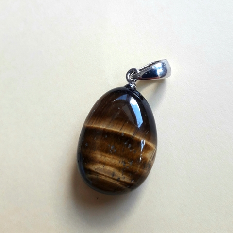 Tiger's eye pendant